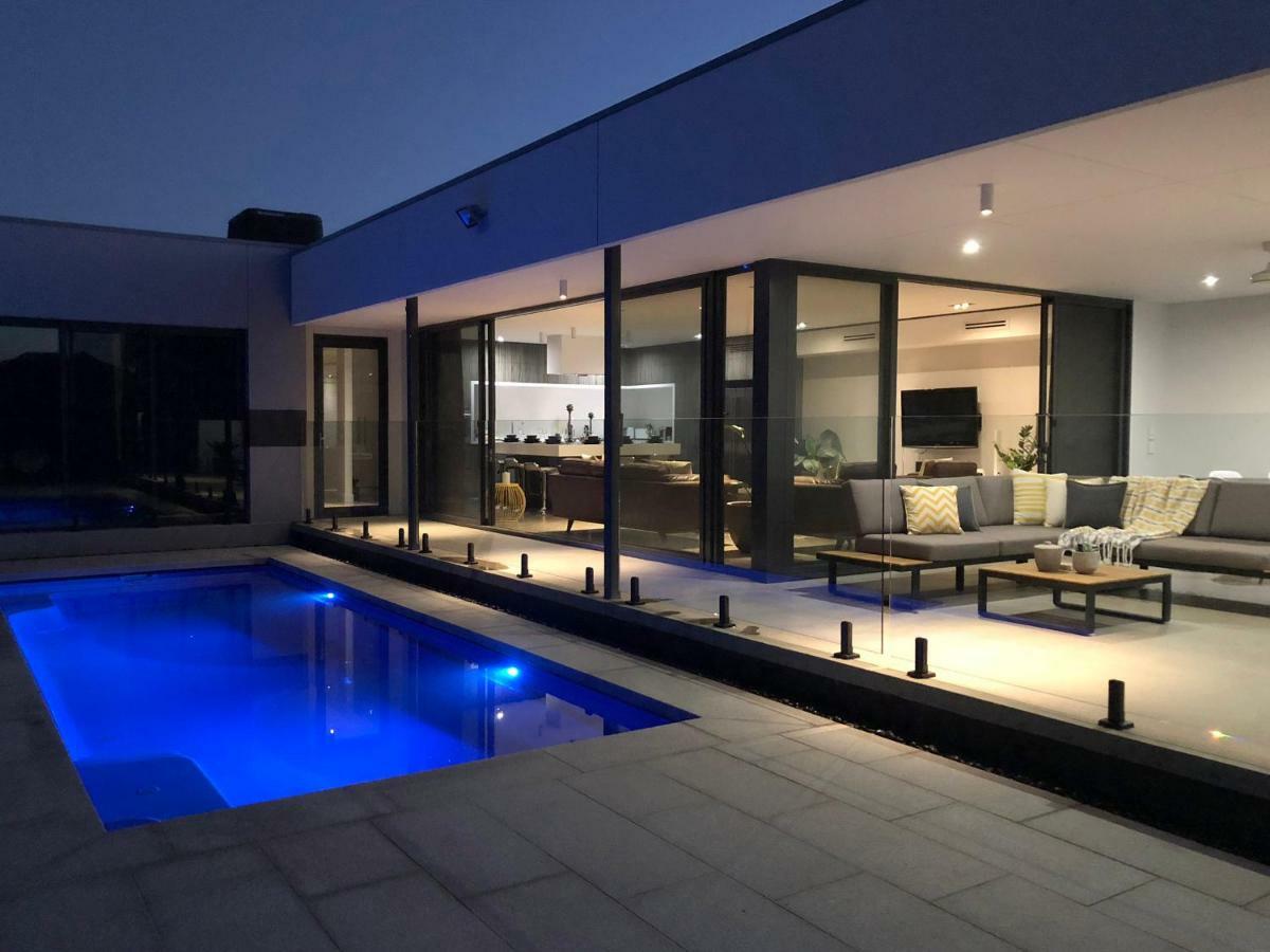 The Sinatra Holiday House - Couples Retreat Mulwala Exterior photo