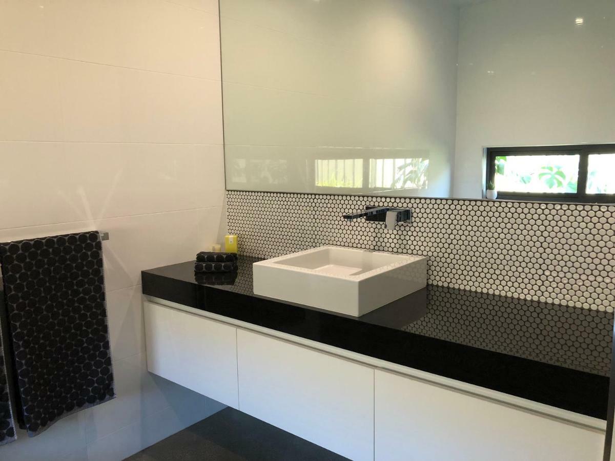 The Sinatra Holiday House - Couples Retreat Mulwala Exterior photo